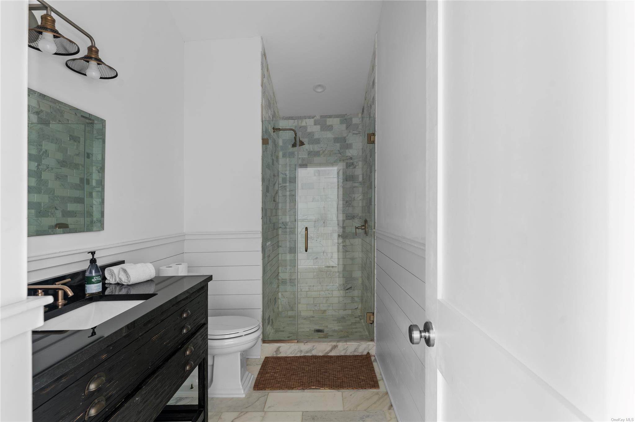 #11 photo, 386 Dehnhoff, Ocean Beach , NY 11770