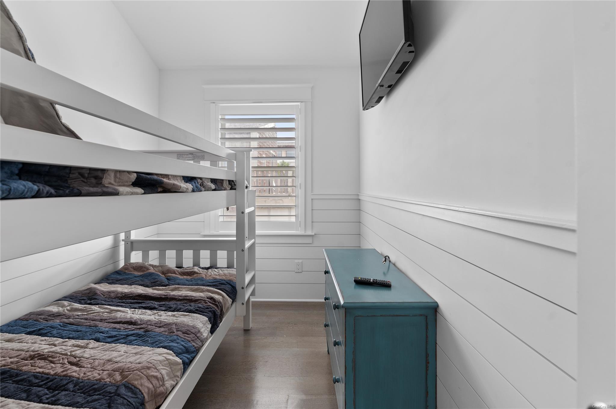 #8 photo, 386 Dehnhoff, Ocean Beach , NY 11770