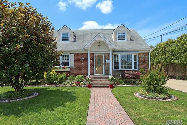 #1 photo, 59 12th Avenue, নাসাউ কাউন্টি Mineola , NY 11501