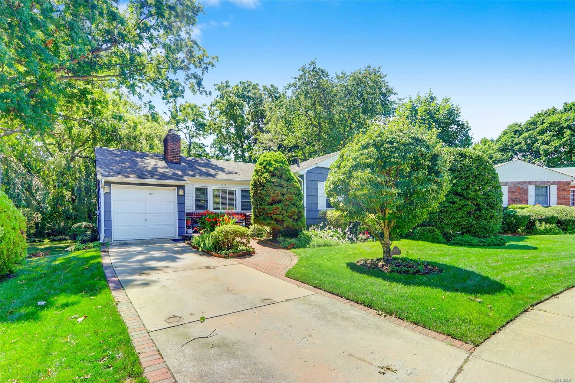 #1 photo, 1523 Wagner Street, 長島 Wantagh , NY 11793