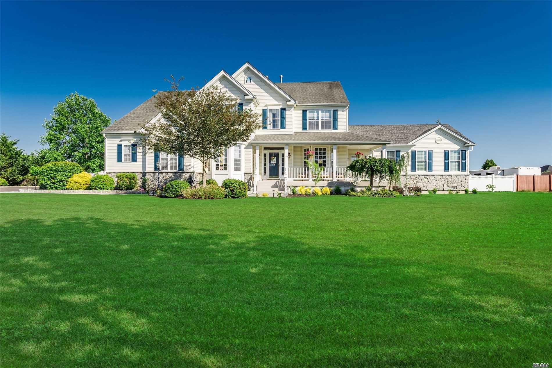 #1 photo, 44 Maidstone Lane, Wading River , NY 11792