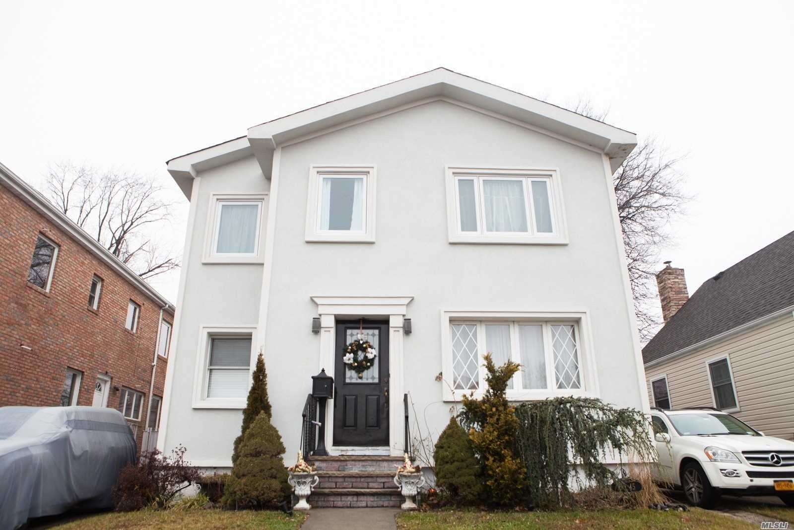 #1 photo, 160-45 20th Road, クイーンズ区 Whitestone , NY 11357