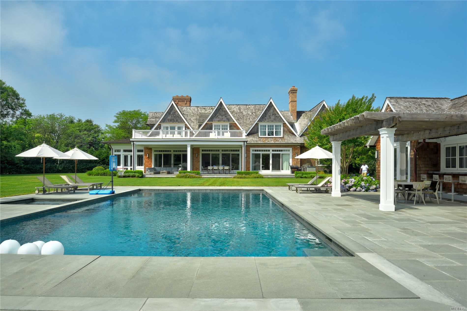 #1 photo, 80 Downs Path, Саффолк ‖ Southampton , NY 11968