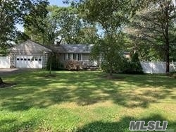#1 photo, 144 Avenue B, سوفولك Holbrook , NY 11741