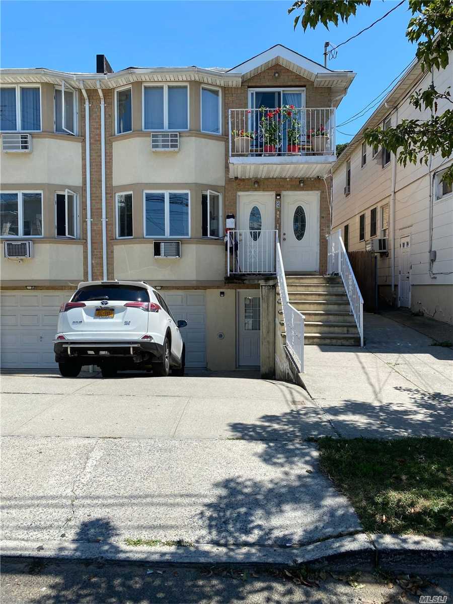 #1 photo, 23-31 124 St, कॉलेज पॉइंट College Point , NY 11356