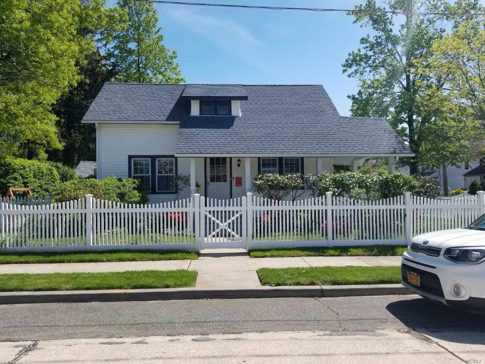 #1 photo, 2 Buckingham Place, 長島 Lynbrook , NY 11563