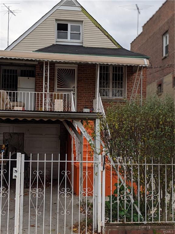 #1 photo, 1010 E 211th Street, Bronx , NY 10469