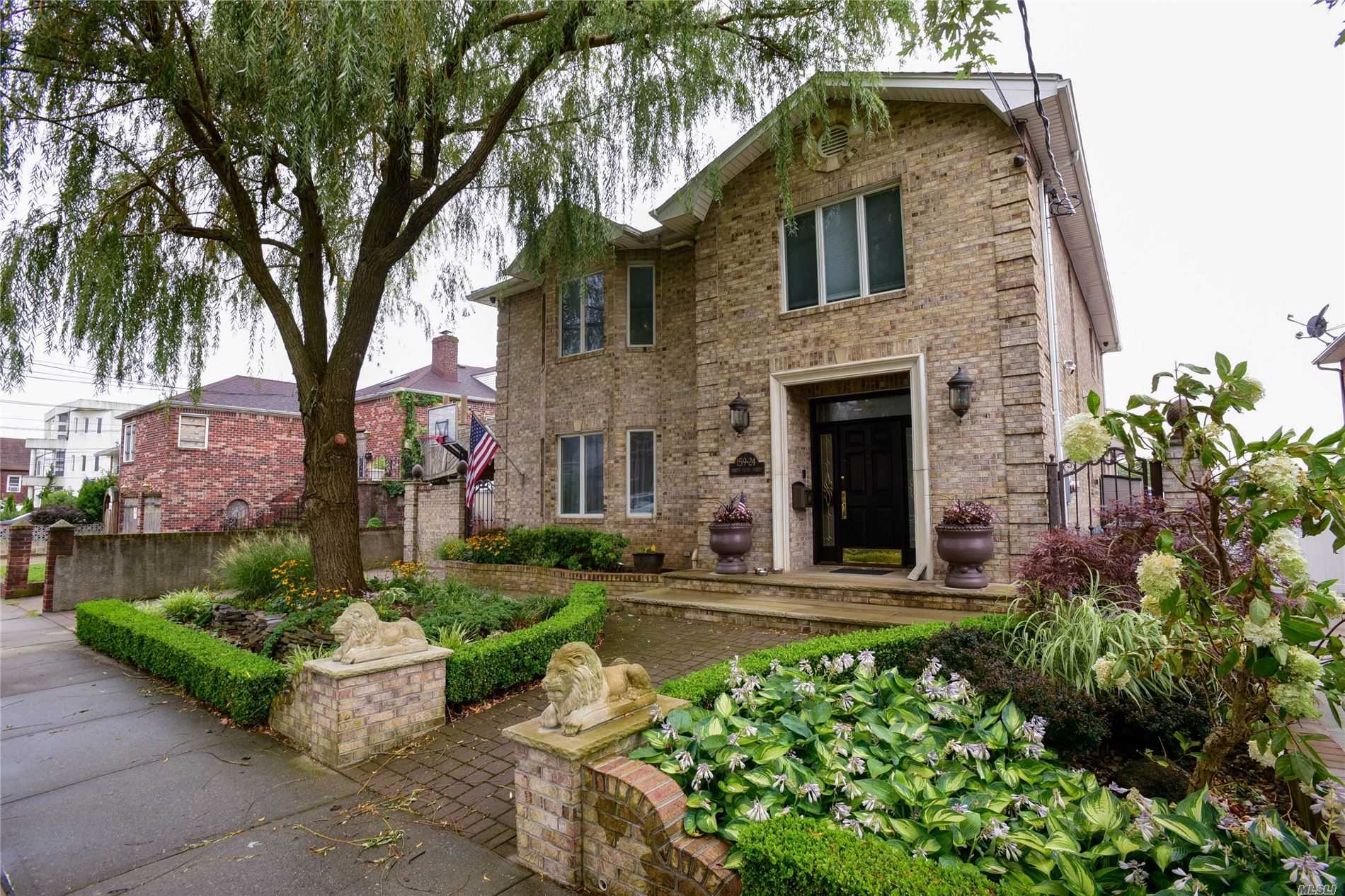 #1 photo, 159-24 95th Street, Howard Beach , NY 11414