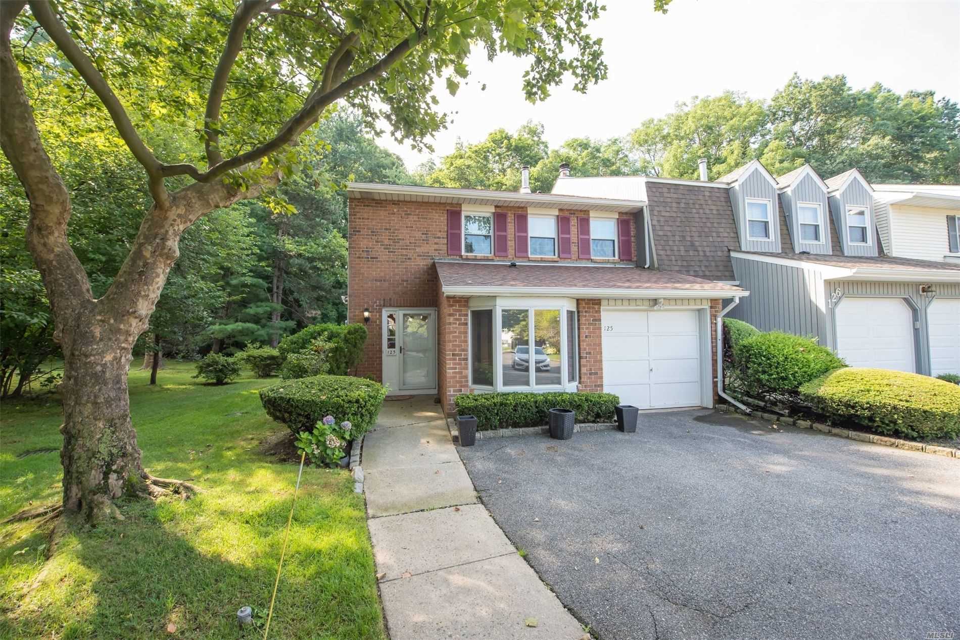 #1 photo, 125 Terrace Court, ナッソー郡 Woodbury , NY 11797