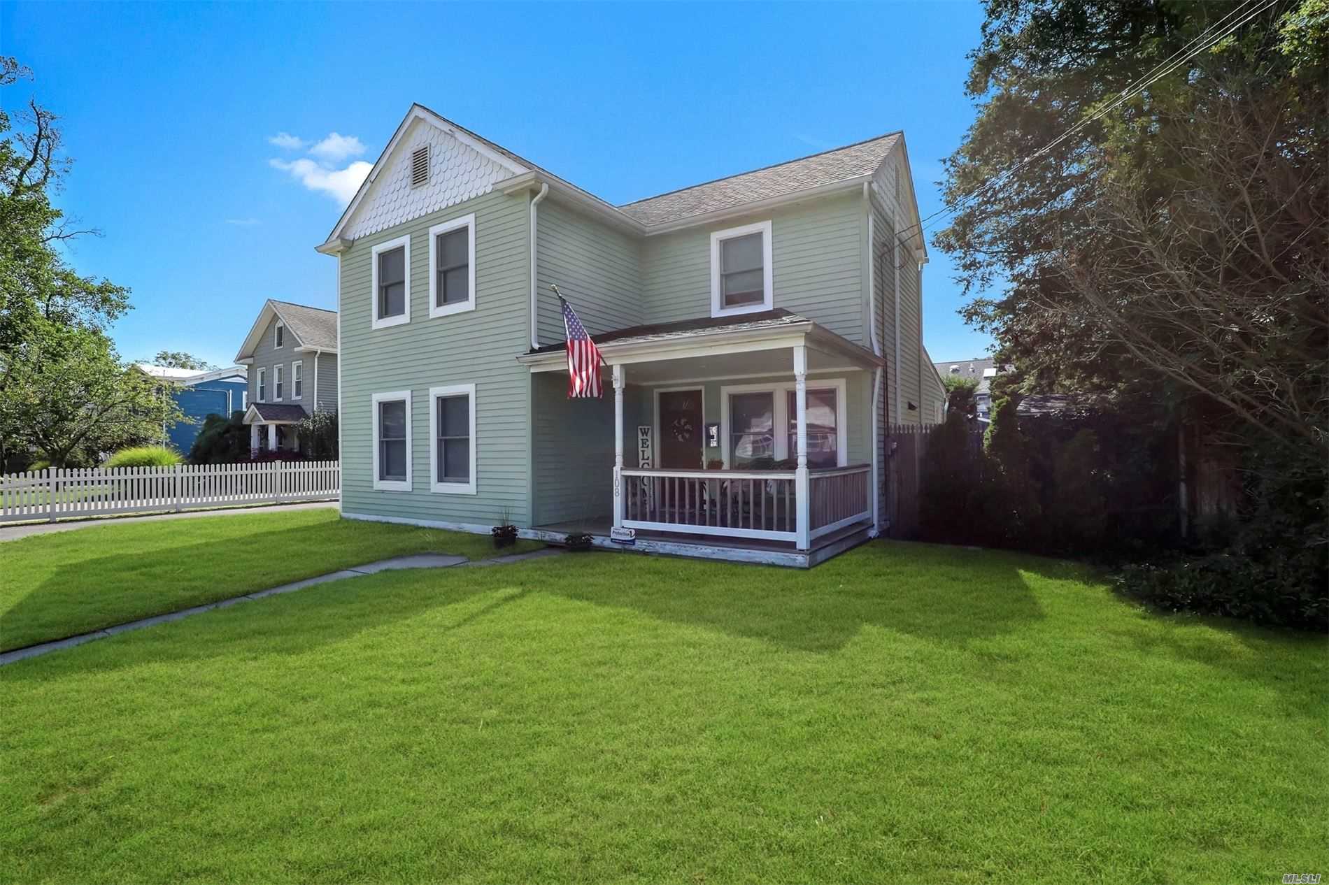 #1 photo, 108 Grant Avenue, Саффолк ‖ Islip , NY 11751