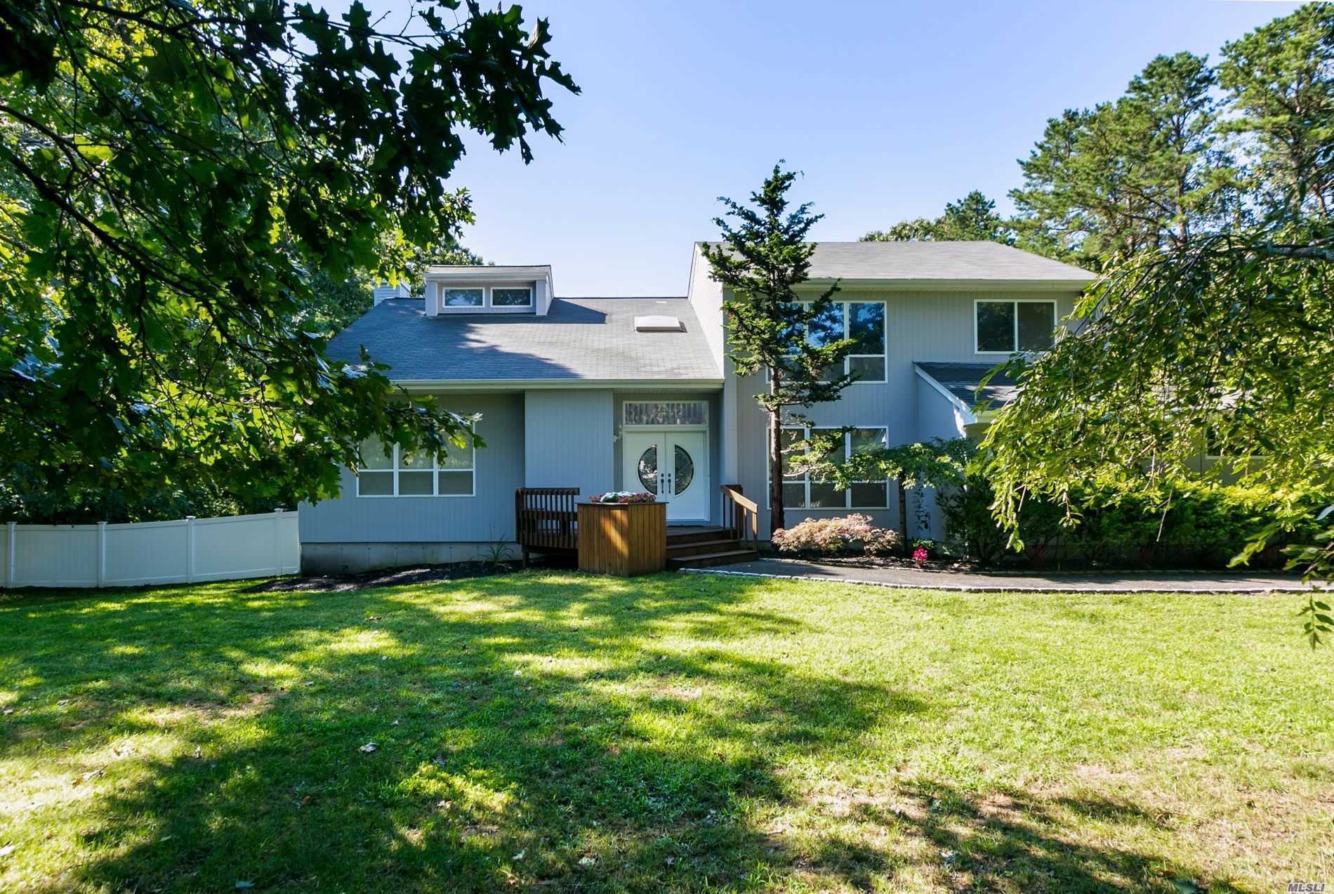 #1 photo, 16 South Street, Саффолк ‖ Manorville , NY 11949