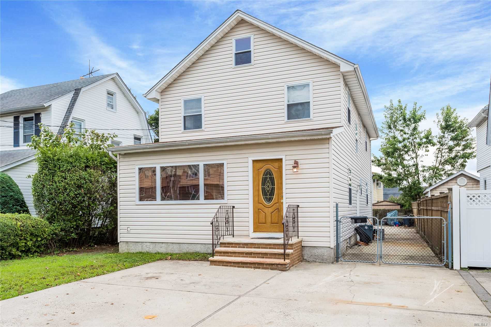 #1 photo, 8 Princess Street, ナッソー郡 North Bellmore , NY 11710