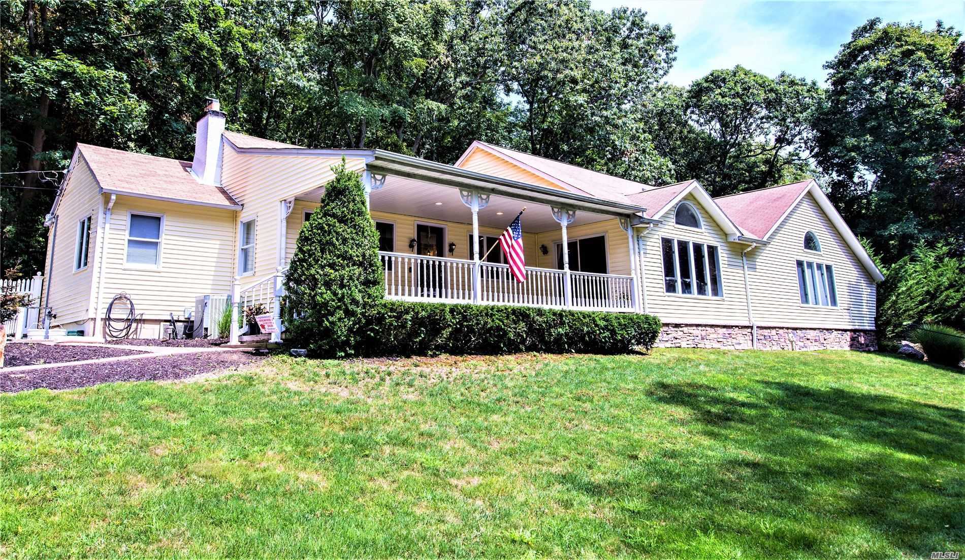 #1 photo, 287 River Road, Saint James , NY 11780