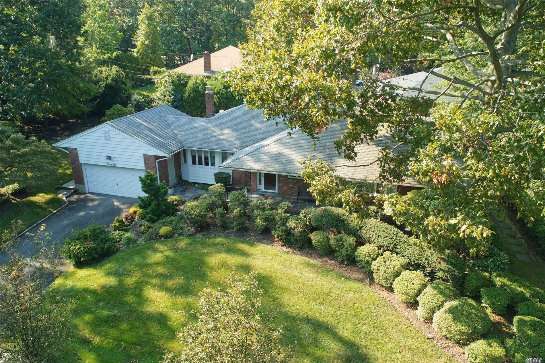 #1 photo, 46 Edgemere Drive, Searingtown , NY 11507