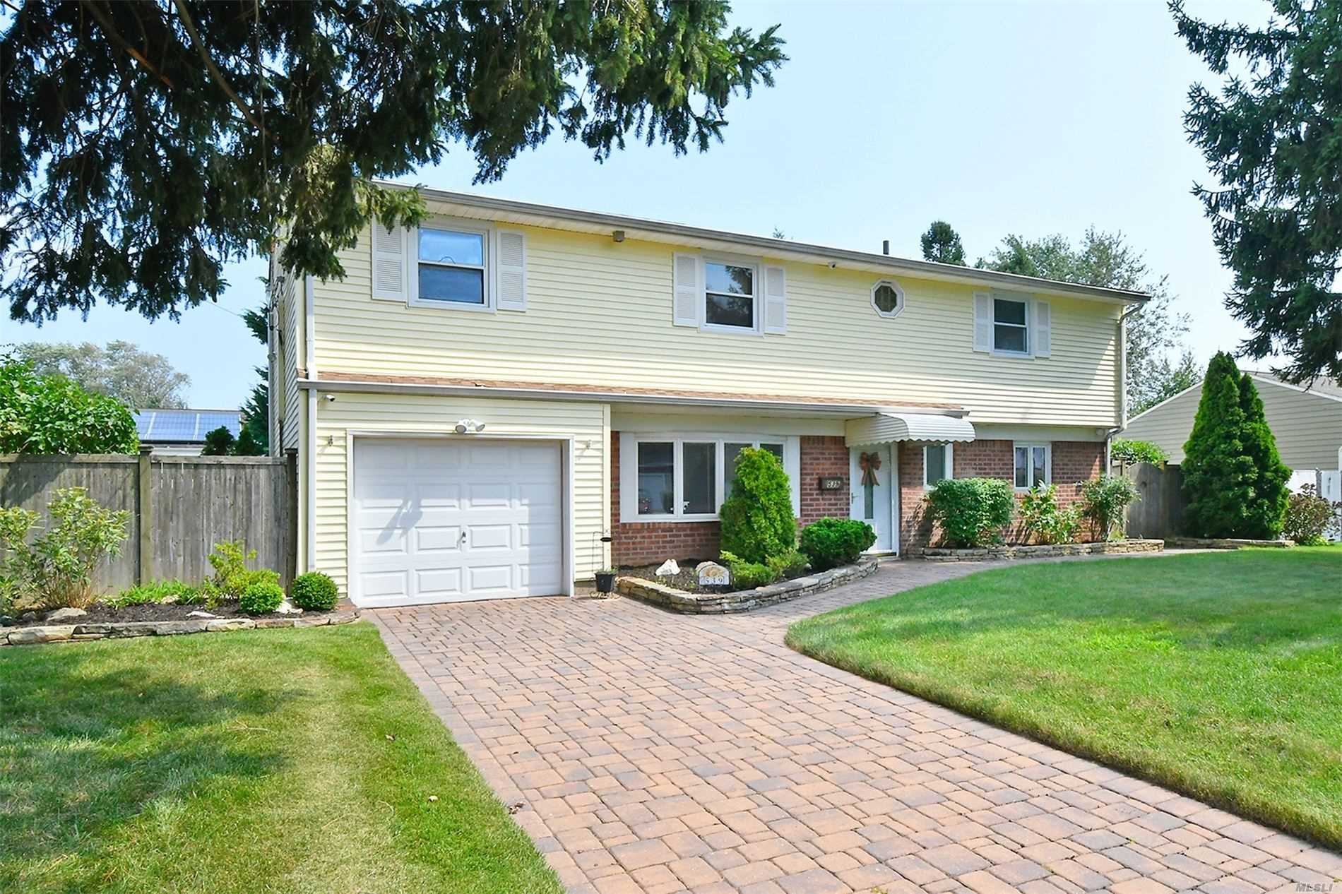 #1 photo, 539 French Avenue, サフォーク郡 North Babylon , NY 11703