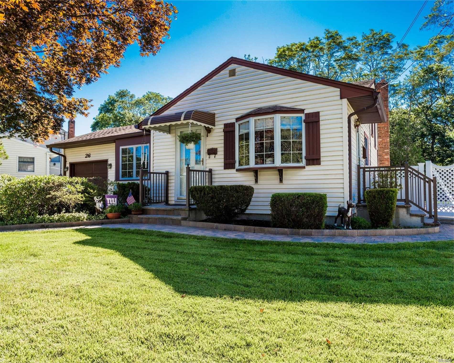 #1 photo, 26 Balboa Drive, Kings Park , NY 11754