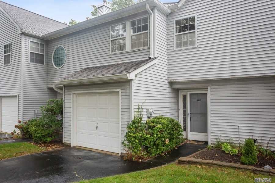 #1 photo, 207 Sara Circle, Port Jefferson Station , NY 11776