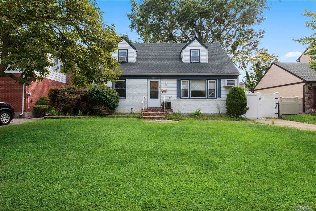 #1 photo, 781 Arthur Street, ナッソー郡 West Hempstead , NY 11552