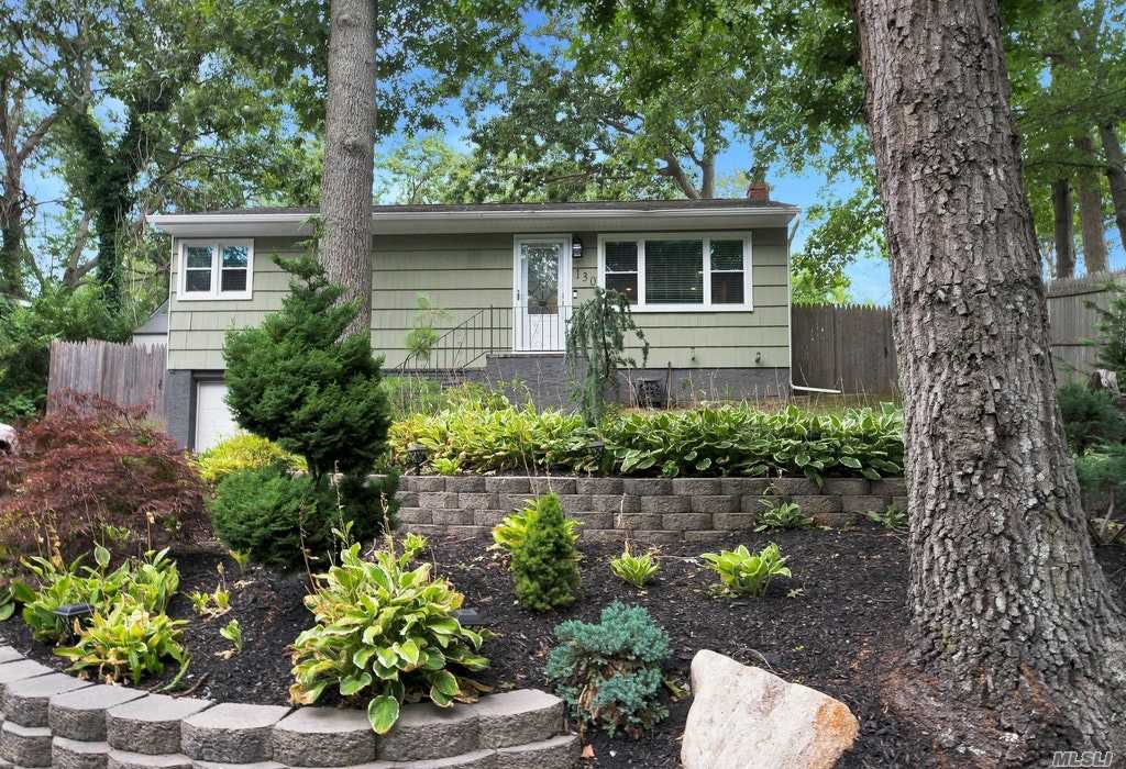 #1 photo, 130 Broadway, 롱 아일랜드 Rocky Point , NY 11778