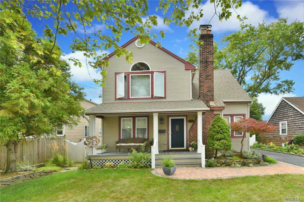 #1 photo, 217 Thelma Avenue, ناسو Merrick , NY 11566