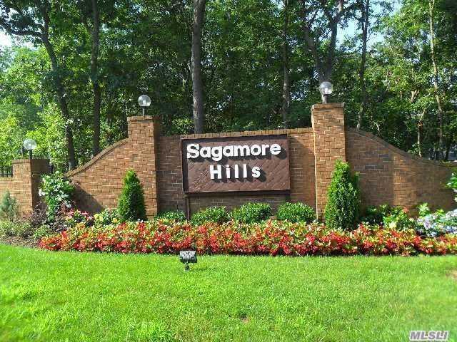 #1 photo, 22 Birchwood Drive, サフォーク郡 Port Jefferson Station , NY 11776