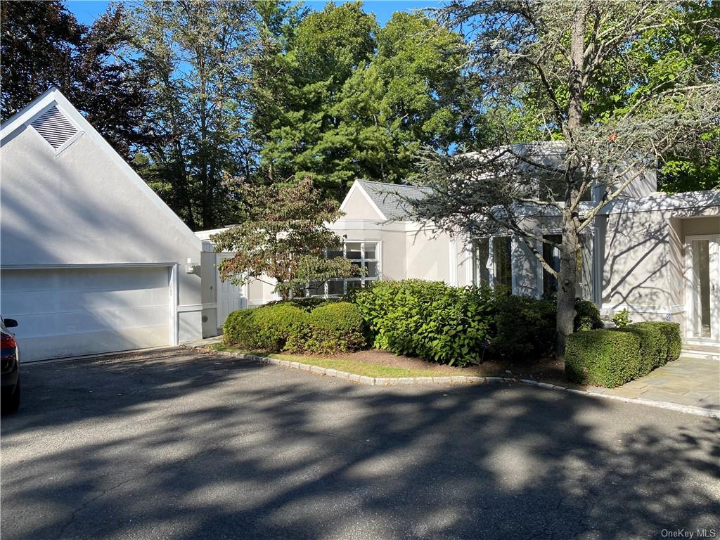 #1 photo, 2 The Crossing At Blind, Harrison , NY 10577