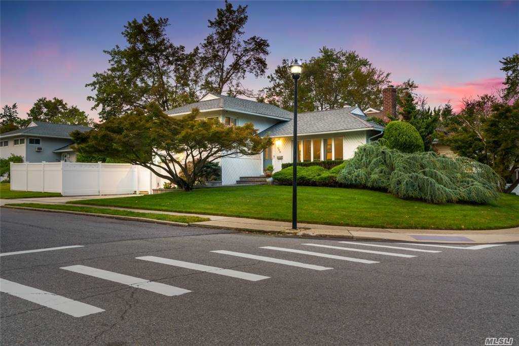 #1 photo, 509 May Lane, East Meadow , NY 11554