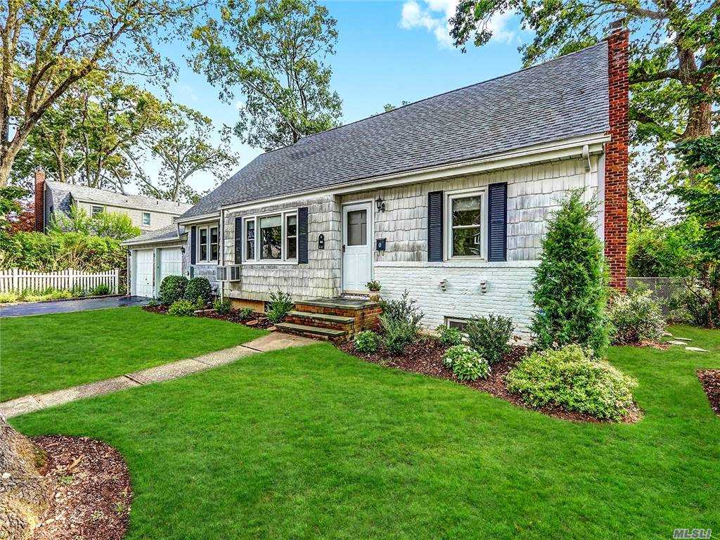 #1 photo, 40 Monroe Street, ナッソー郡 Massapequa Park , NY 11762
