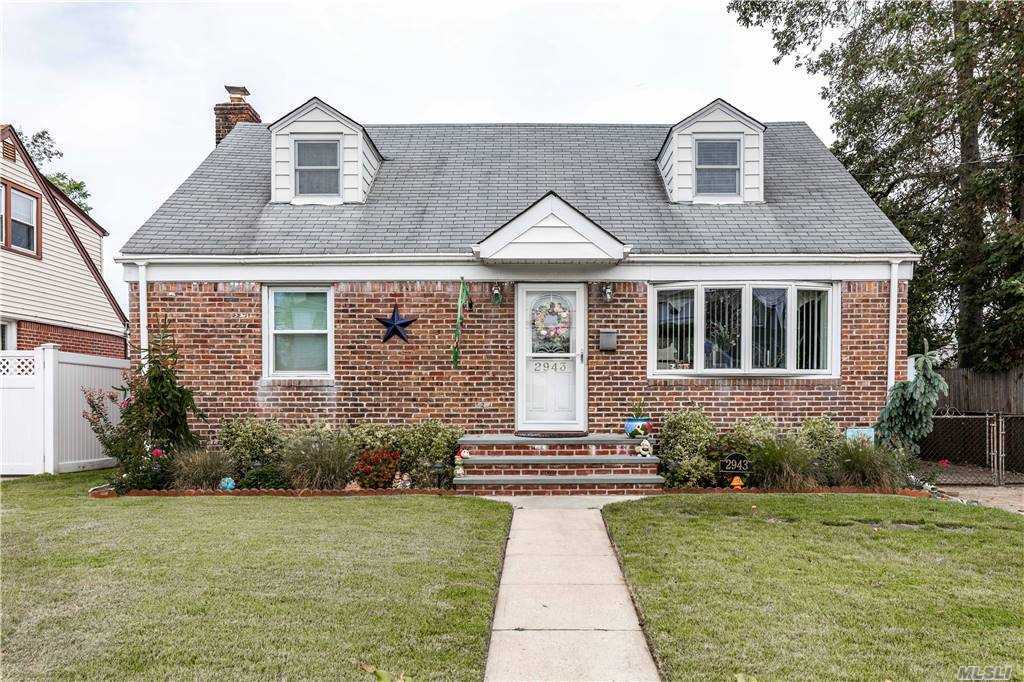 #1 photo, 2943 Laurel Avenue, Baldwin , NY 11510