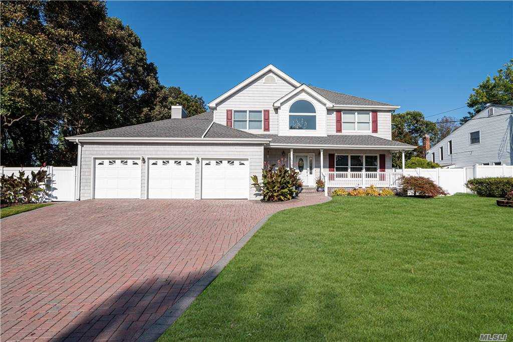 #1 photo, 126 Schneider Lane, サフォーク郡 Hauppauge , NY 11788