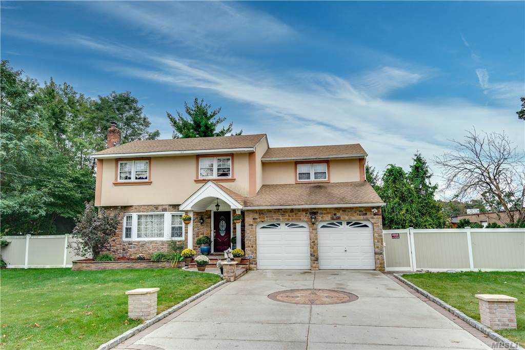 #1 photo, 110 Adams Street, সাফোক কাউন্টি Deer Park , NY 11729