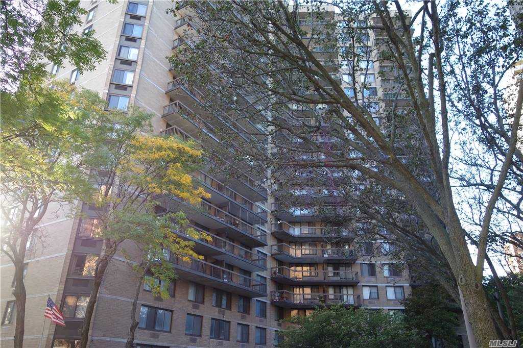 #1 photo, 138-35 Elder Avenue, クイーンズ区 Flushing , NY 11355