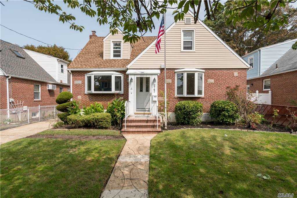 #1 photo, 2747 Academy Street, Oceanside , NY 11572