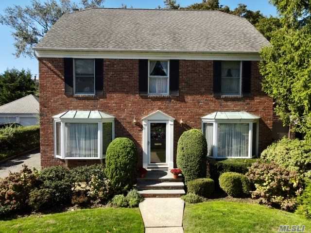 #1 photo, 8 Brompton Road, 长岛 花园城 Garden City , NY 11530