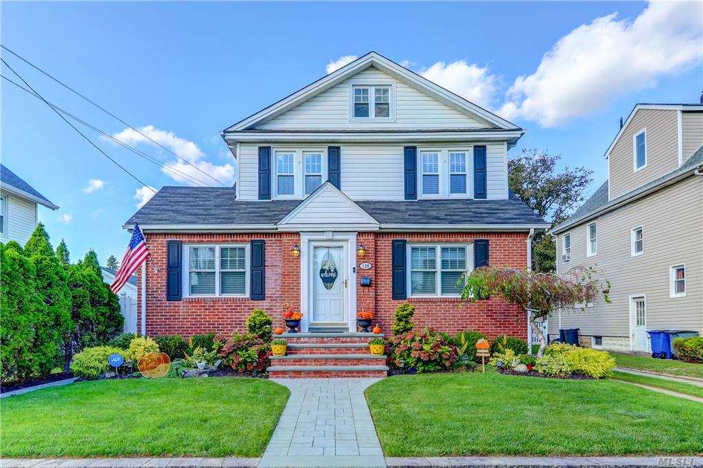 #1 photo, 128 Garfield Place, East Rockaway , NY 11518