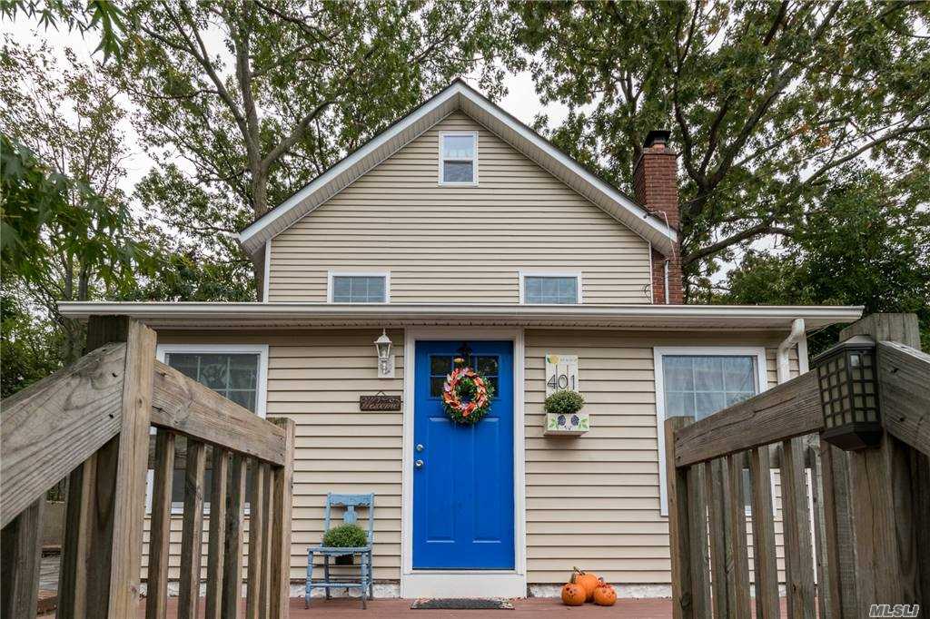 #1 photo, 401 Echo Avenue, Sound Beach , NY 11789