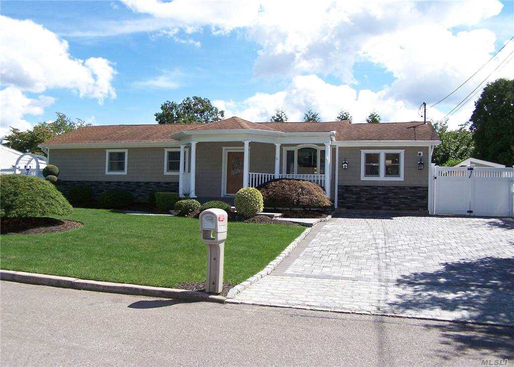 #1 photo, 26 Crown Street, サフォーク郡 Port Jefferson Station , NY 11776