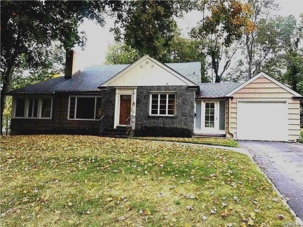 #1 photo, 109 Robbins Street, Port Jefferson , NY 11777