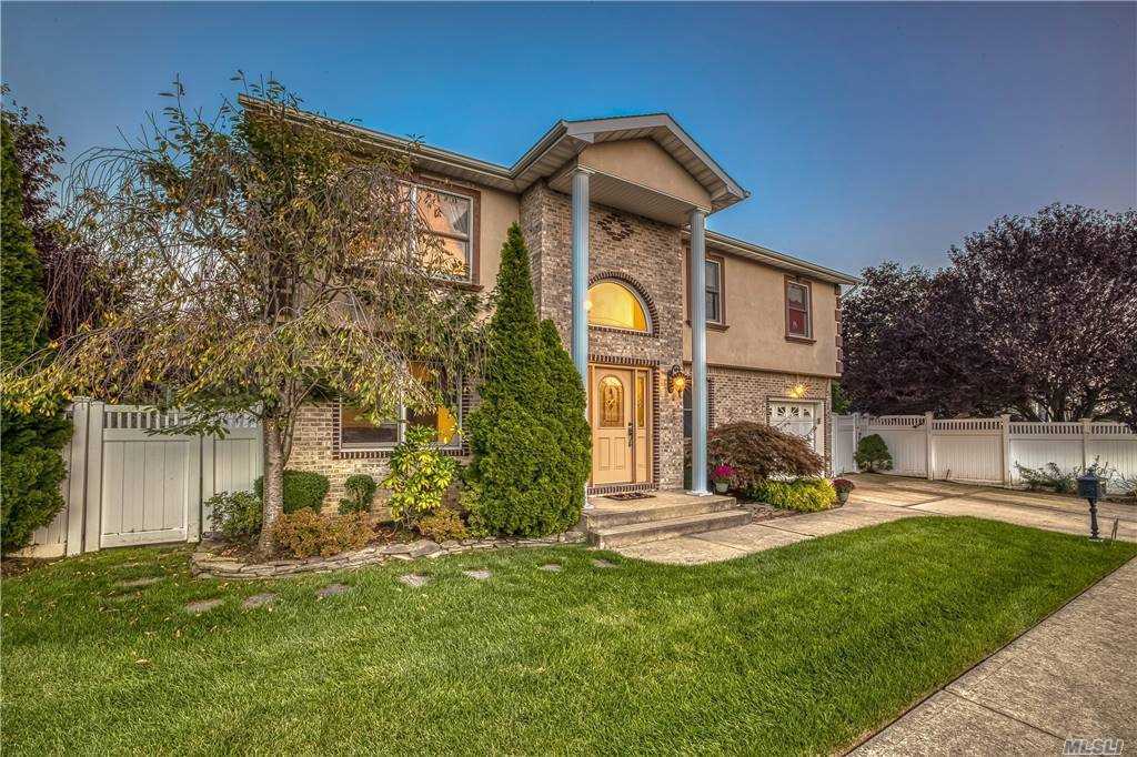 #1 photo, 2371 Ocean Avenue, Bellmore , NY 11710
