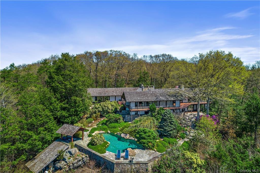 #1 photo, 34 Robin Hood Road, Pound Ridge , NY 10576