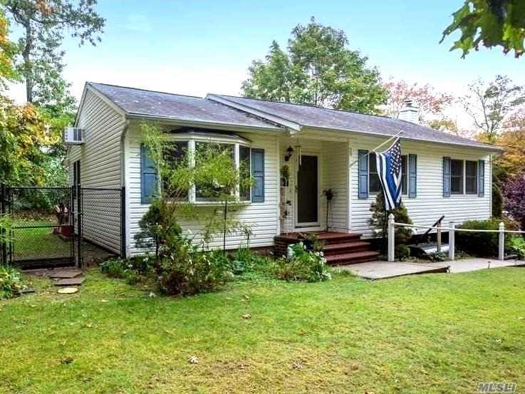 #1 photo, 39 Ivy Road, 东长岛 Rocky Point , NY 11778