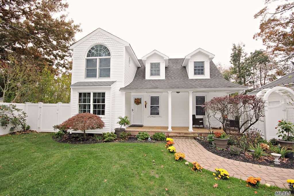 #1 photo, 31 Lincoln Drive, Саффолк ‖ Oakdale , NY 11769