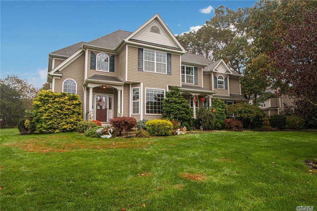 #1 photo, 9 Paddock Lane, サフォーク郡 Medford , NY 11763