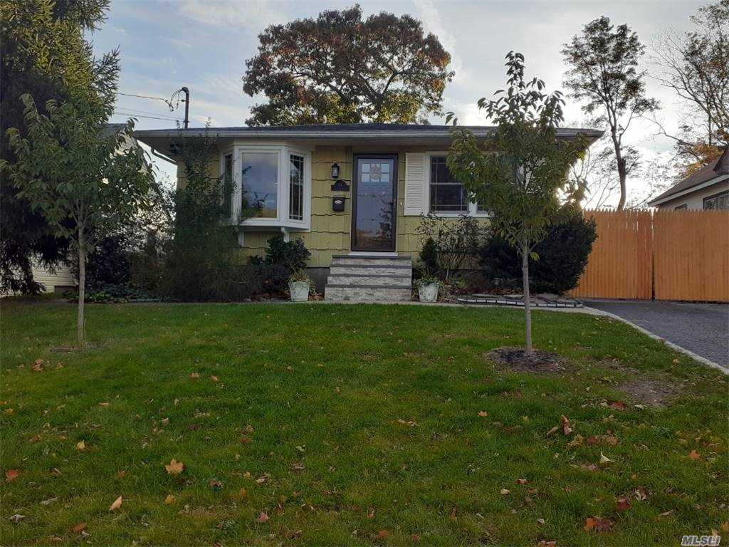 #1 photo, 44 Lou Avenue, Kings Park , NY 11754