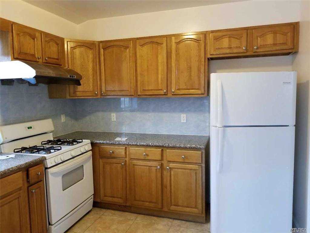 #1 photo, 141-11 58 Avenue, كوينز Flushing , NY 11351