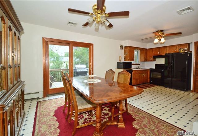 #1 photo, 212 Northern Boulevard, Saint James , NY 11780