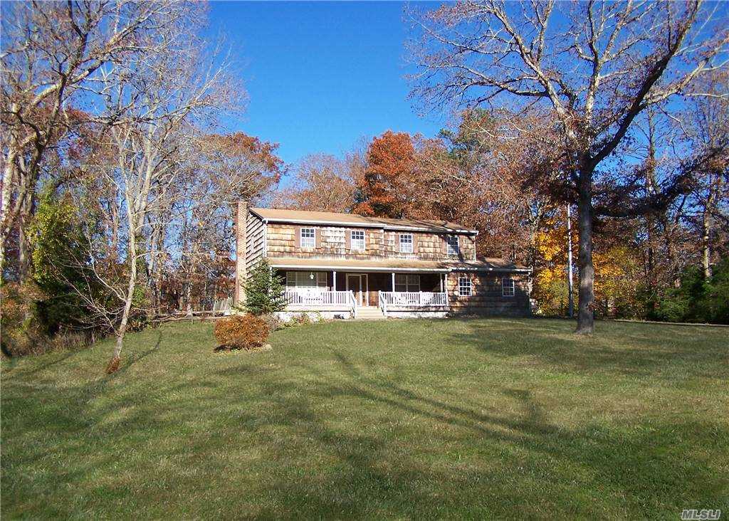 #1 photo, 3 Ryan Court, Ridge , NY 11961