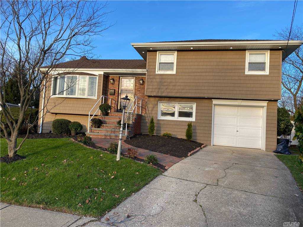 #1 photo, 2885 Gerald Court, ナッソー郡 North Bellmore , NY 11710