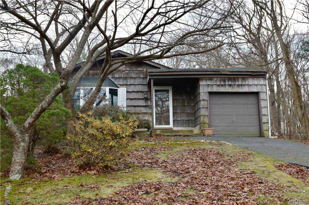 #1 photo, 6 Oneida Avenue, 롱 아일랜드 Selden , NY 11784