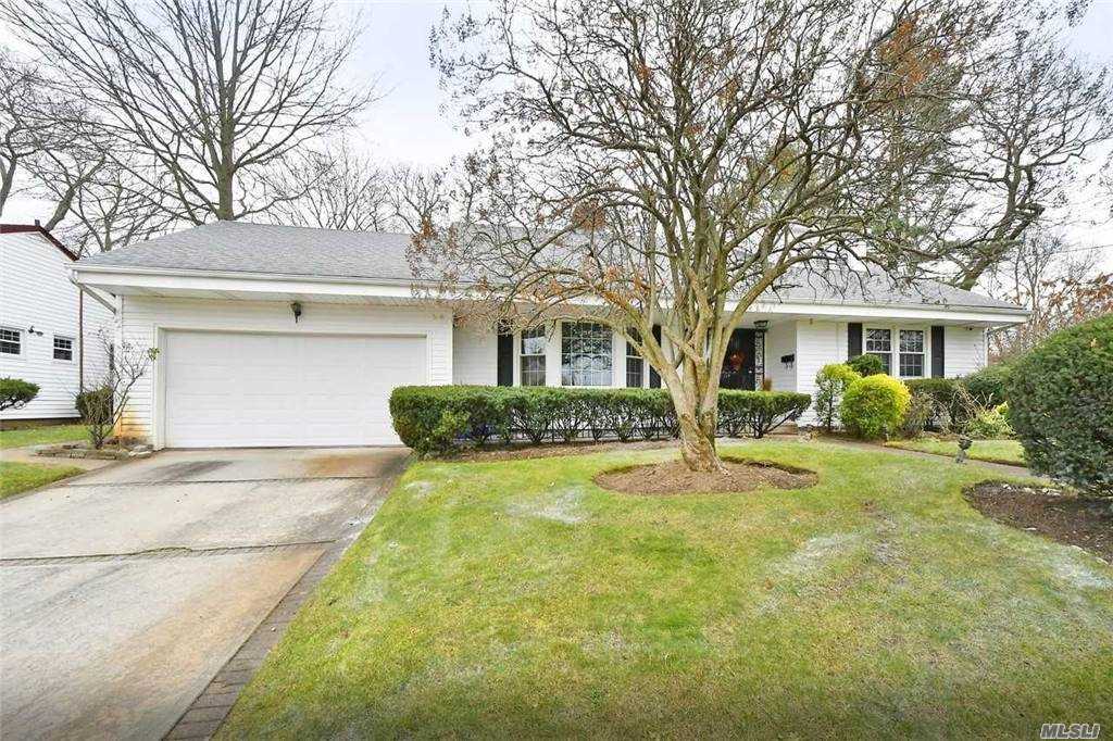 #1 photo, 170 Delaware Avenue, מחוז נסאו Freeport , NY 11520